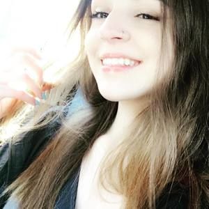 Meet your Posher, Lorianne